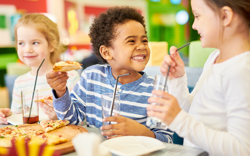 Kids eat FREE / for £1 this summer