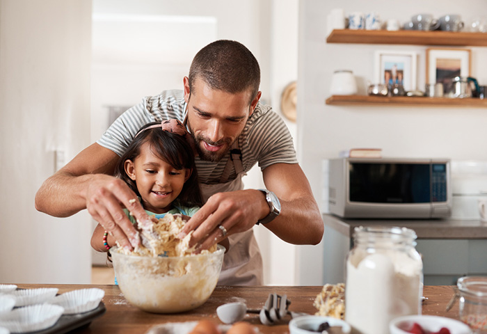 kids_baking